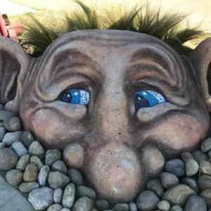 Meet your Posher, Becky